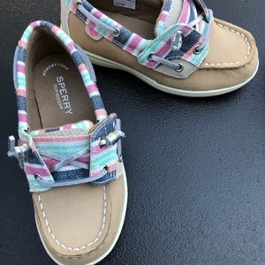 Sperry slip on girls shoe